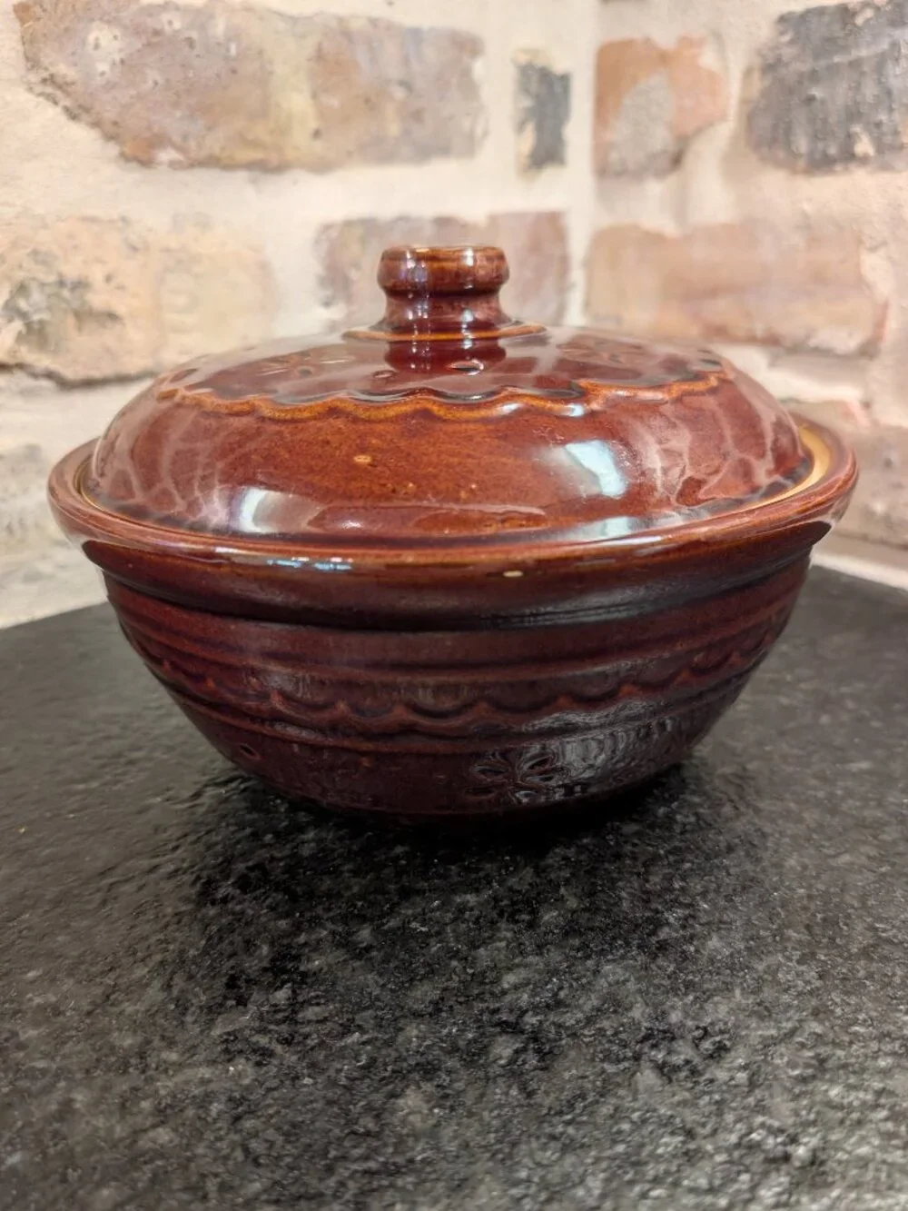 Marcrest vintage lid daisy